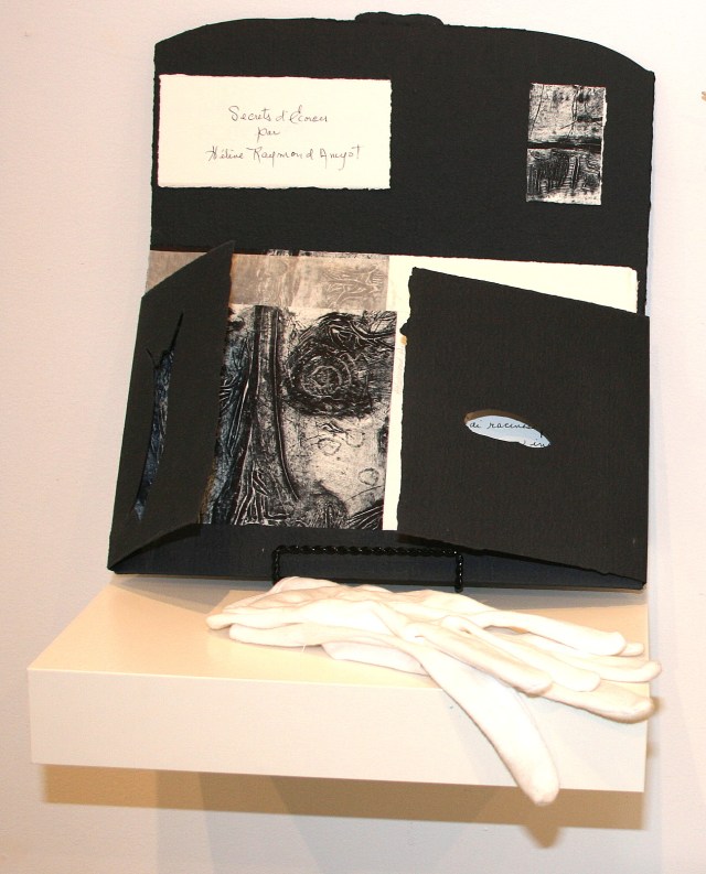 Hélène Raymond Amyot - Secrets d'écorces - 500$