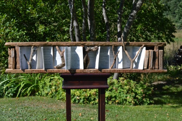 Raynald Légaré - L'arbre est un poème qui danse dans le ventre de la forêt - 530$ - Premier prix